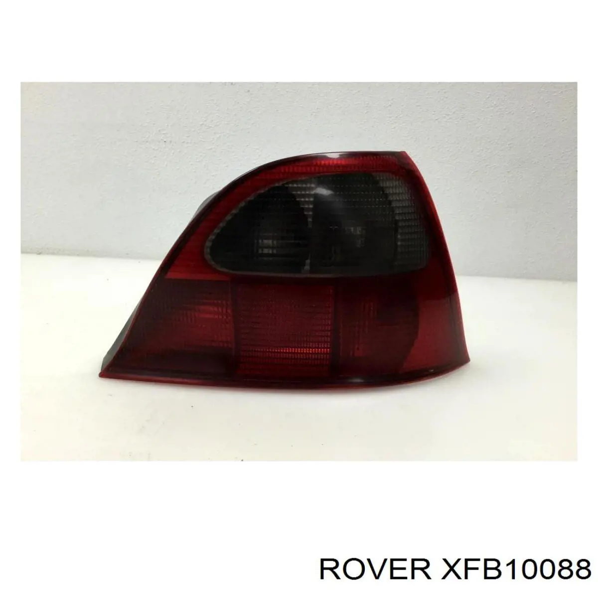 XFB10088 Rover ліхтар задній правий