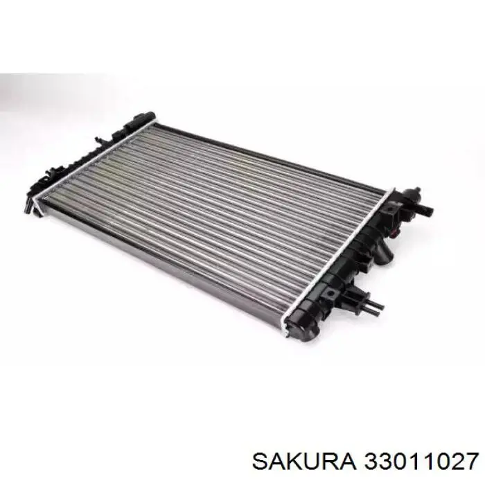33011027 Sakura радіатор охолодження двигуна