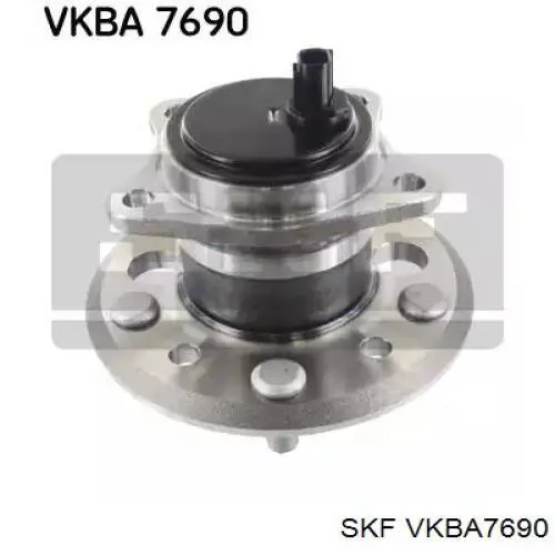 Купити VKBA7690 SKF Маточина задня права