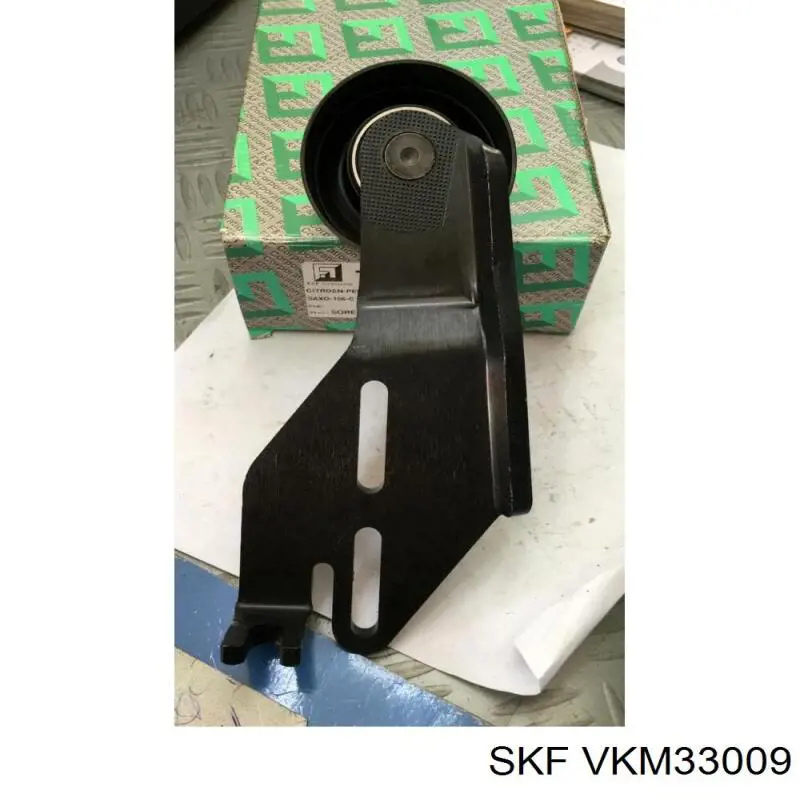VKM33009 SKF натягувач приводного ременя
