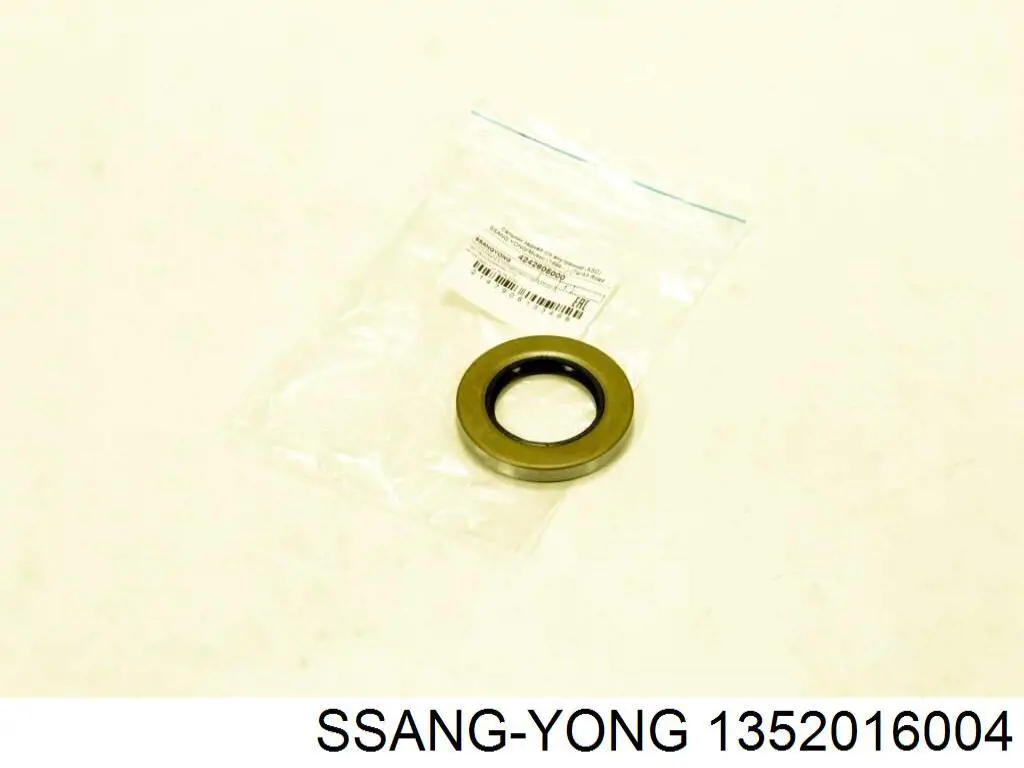  1352016004 Ssang Yong