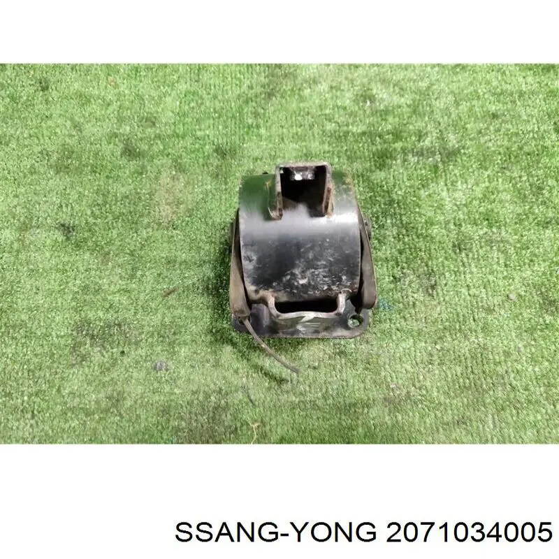 Подушка (опора) двигуна, ліва SsangYong Korando 100 (SsangYong Корандо)