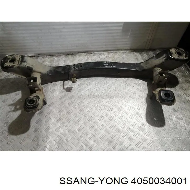 Балка задньої підвіски поперечна SsangYong Korando C позашляховик (2010 - 2026) ціна, від 101.58 USD