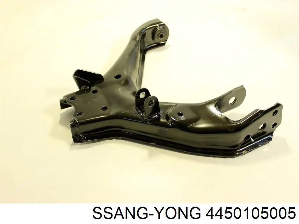 4450105005 Ssang Yong Поперечний важіль