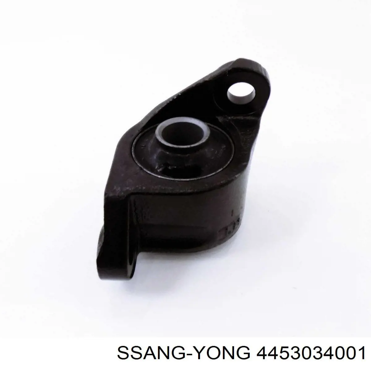 Сайлентблок нижнего переднего рычага  SSANG YONG 4453034001