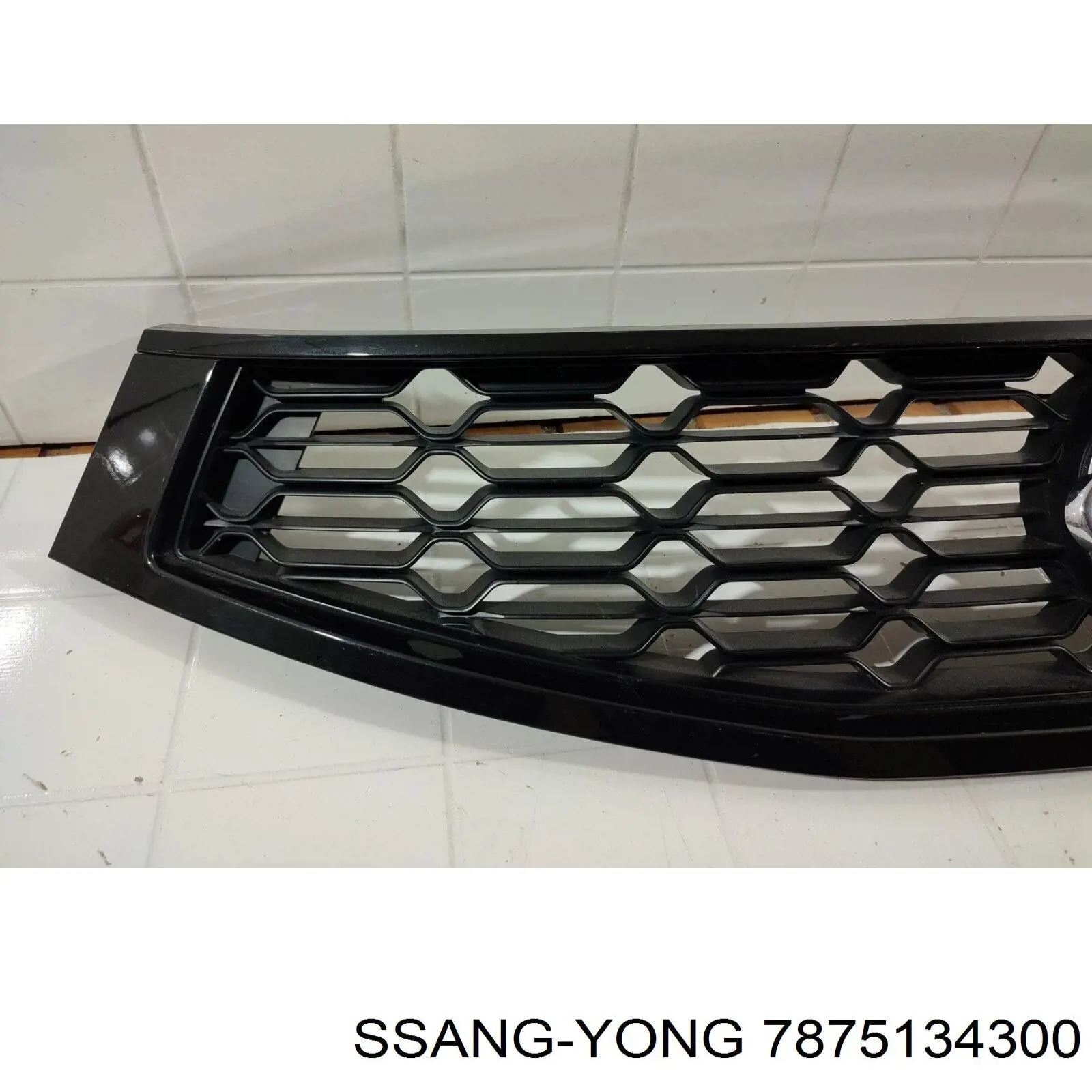 Решітка радіатора 7875134300 Ssang Yong