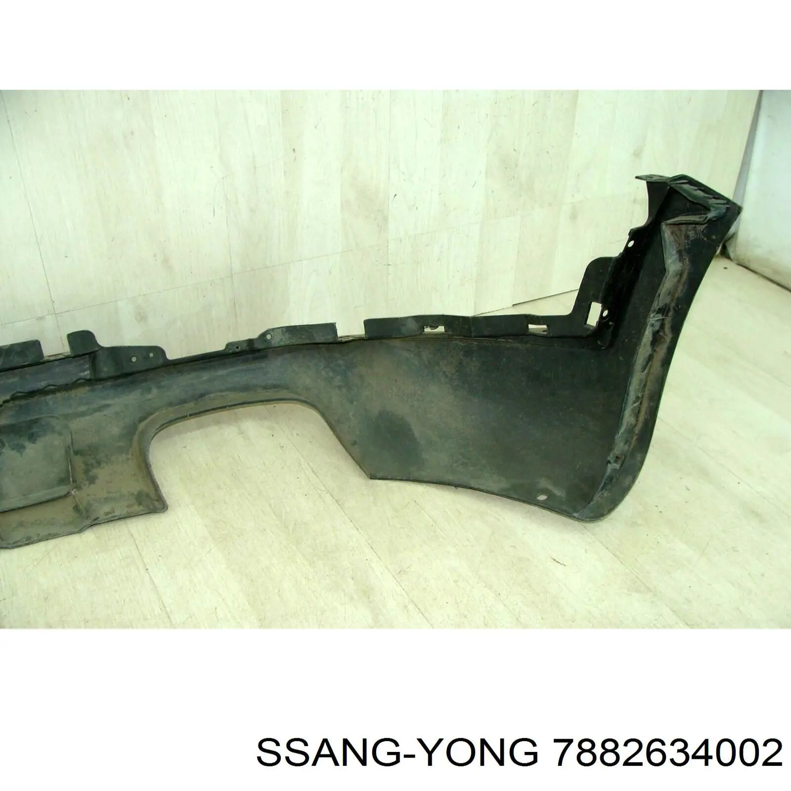 Купити 7882634002 Ssang Yong Бампер задній, нижня частина