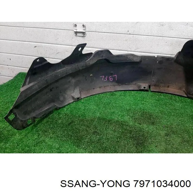 Підкрилок переднього крила, лівий Ssang Yong 7971034001 ціна, від 36.00 USD