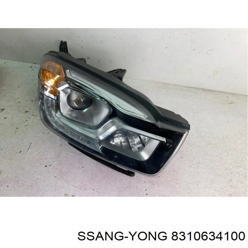 Фара права 8310634100 Ssang Yong