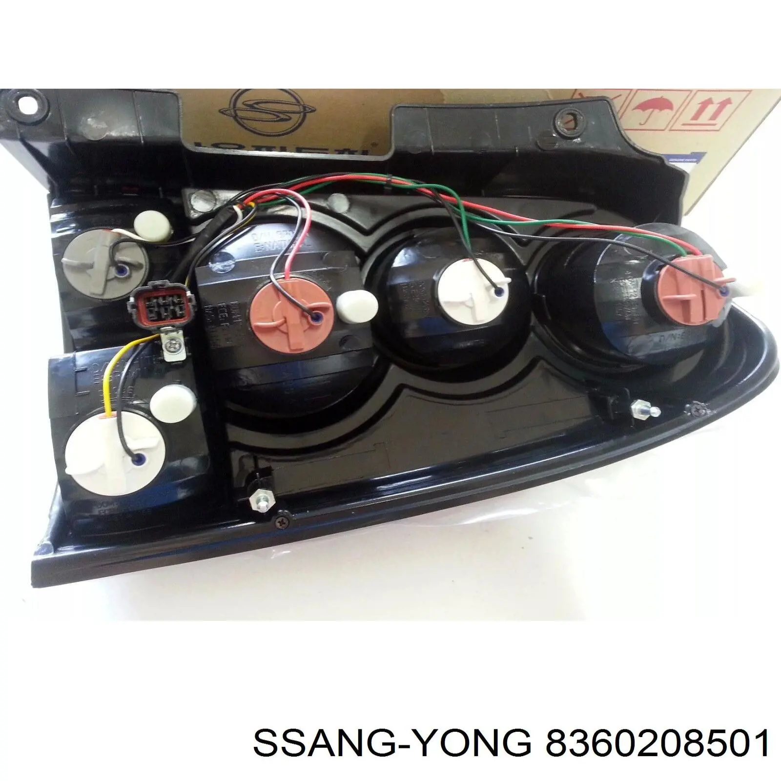 Задні ліхтарі Ssang Yong 8360208500 ціна, від 76.52 USD