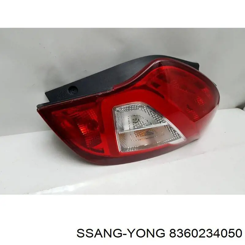 Задні ліхтарі Ssang Yong 8360234050 ціна, від 234.32 USD