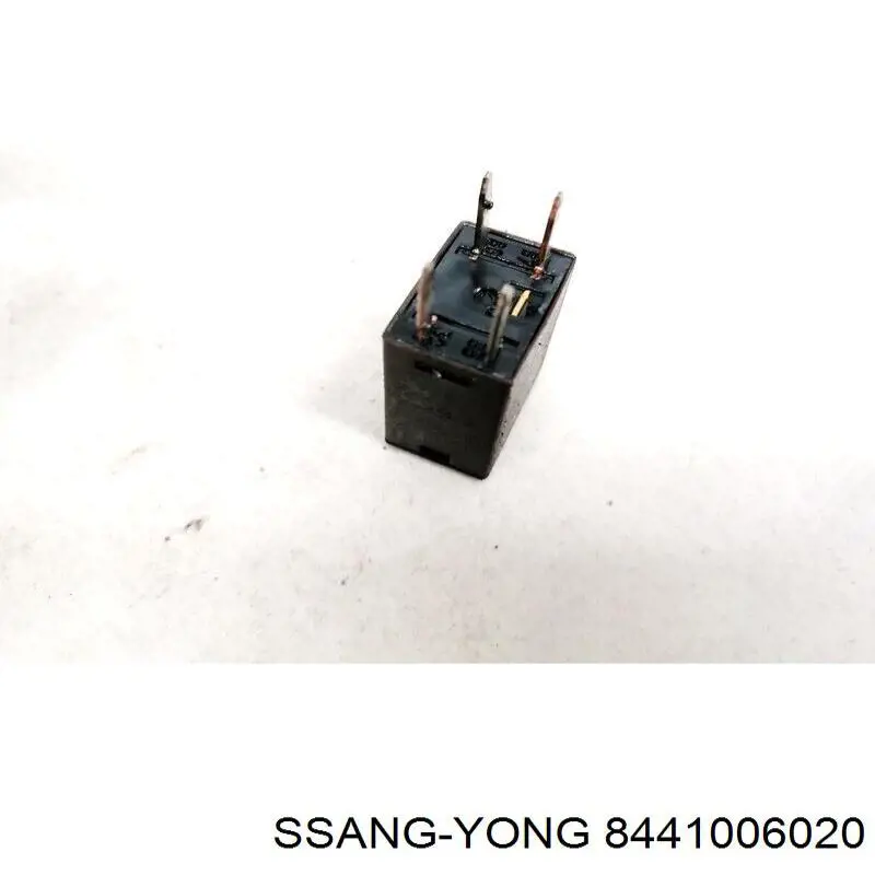 Реле протитуманної фари Ssang Yong 8441006020 ціна, від 3.31 USD