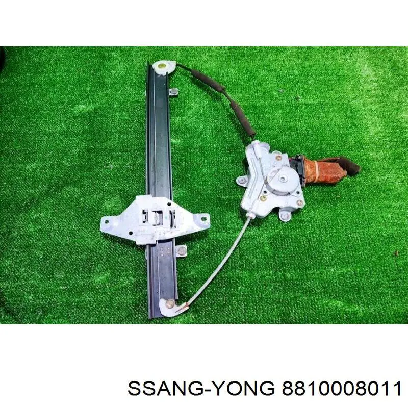 Двигун склопідіймача двері передньої, правої 8810008013 Ssang Yong