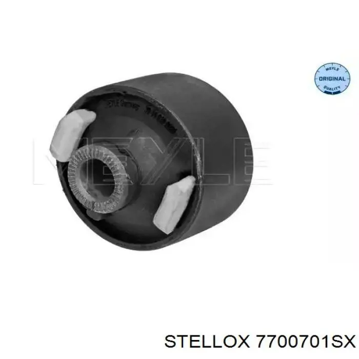 Сайлентблок переднього нижнього важеля 7700701SX Stellox