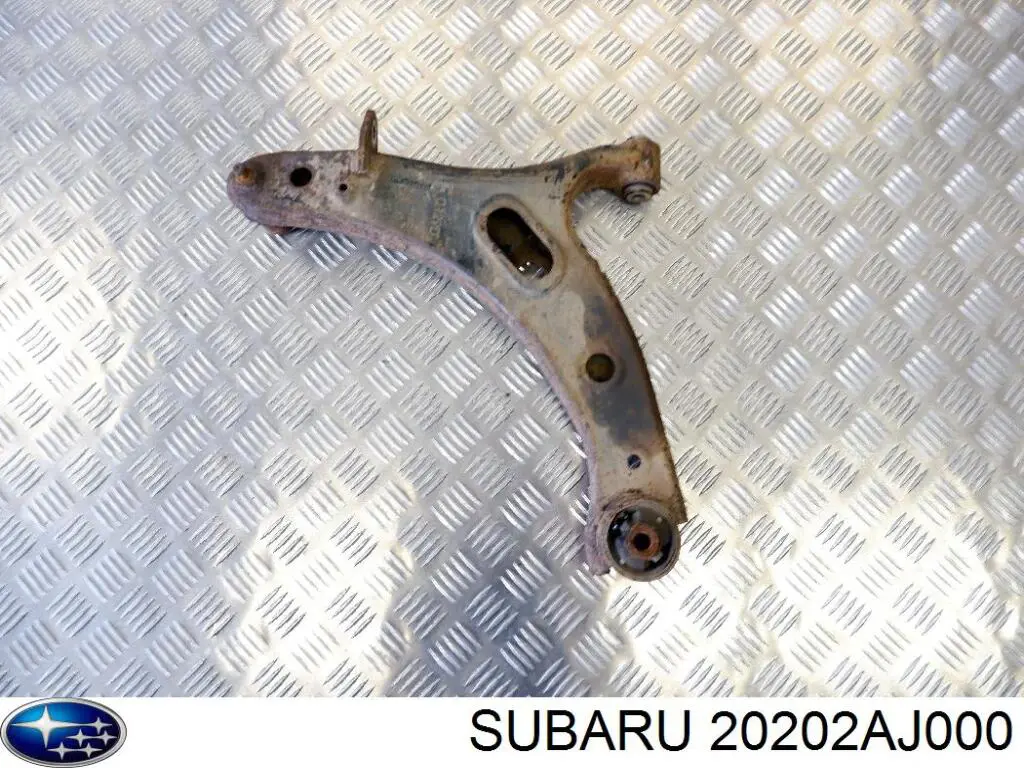 20202AJ000 Subaru Важіль передньої підвіски нижній, правий