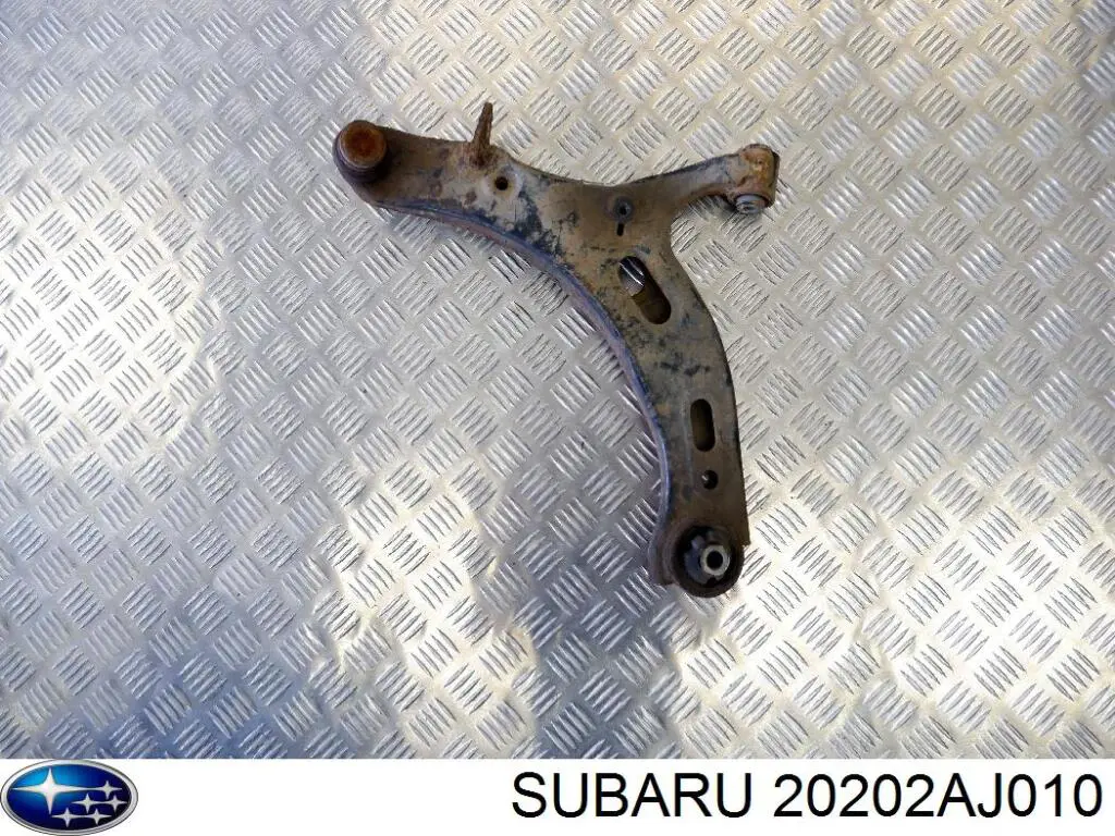 20202AJ010 Subaru Поперечний важіль