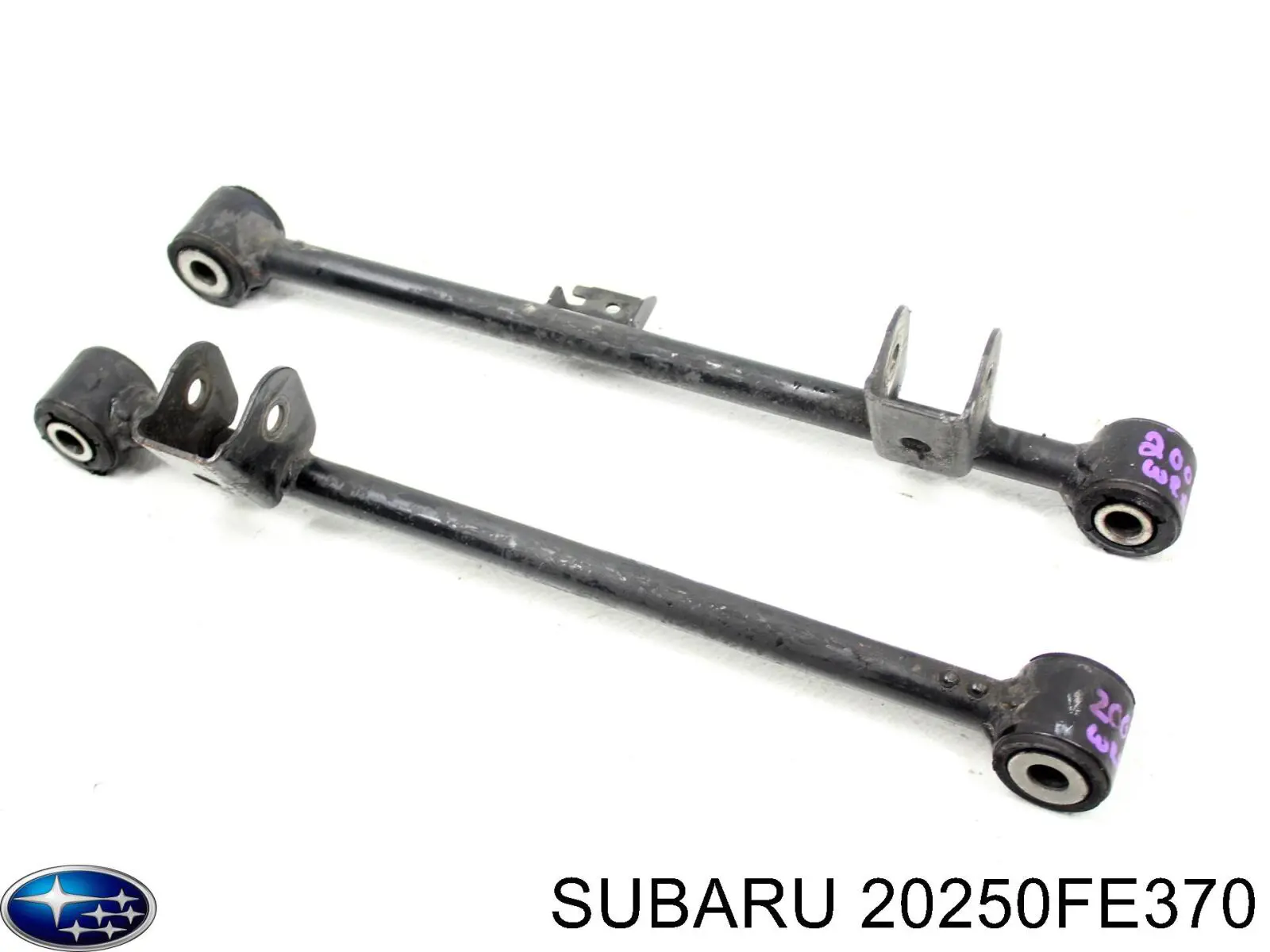 Купити 20250FE370 Subaru Важіль задньої підвіски поперечний, правий