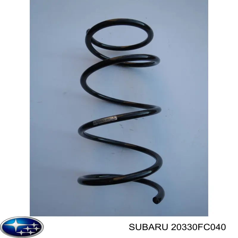 20330FC040 Subaru Пружина амортизатора передняя