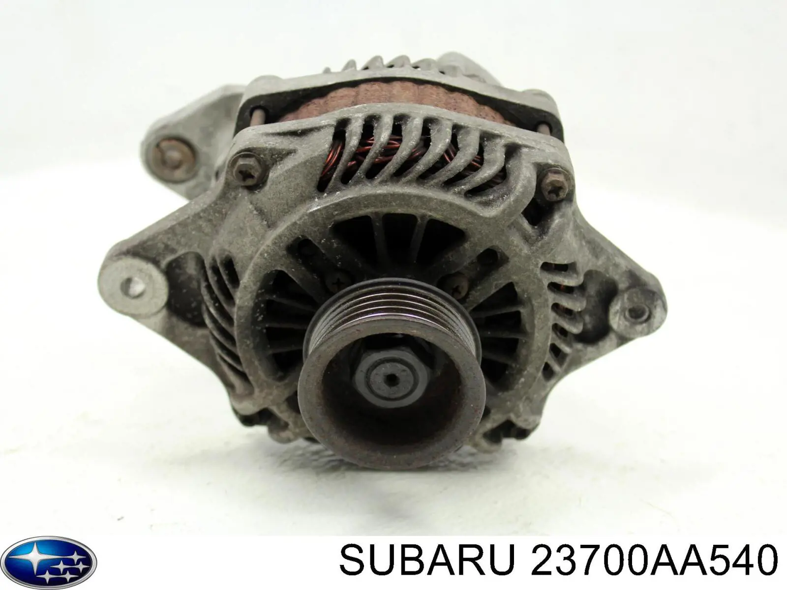 Генератор 23700AA540 Subaru