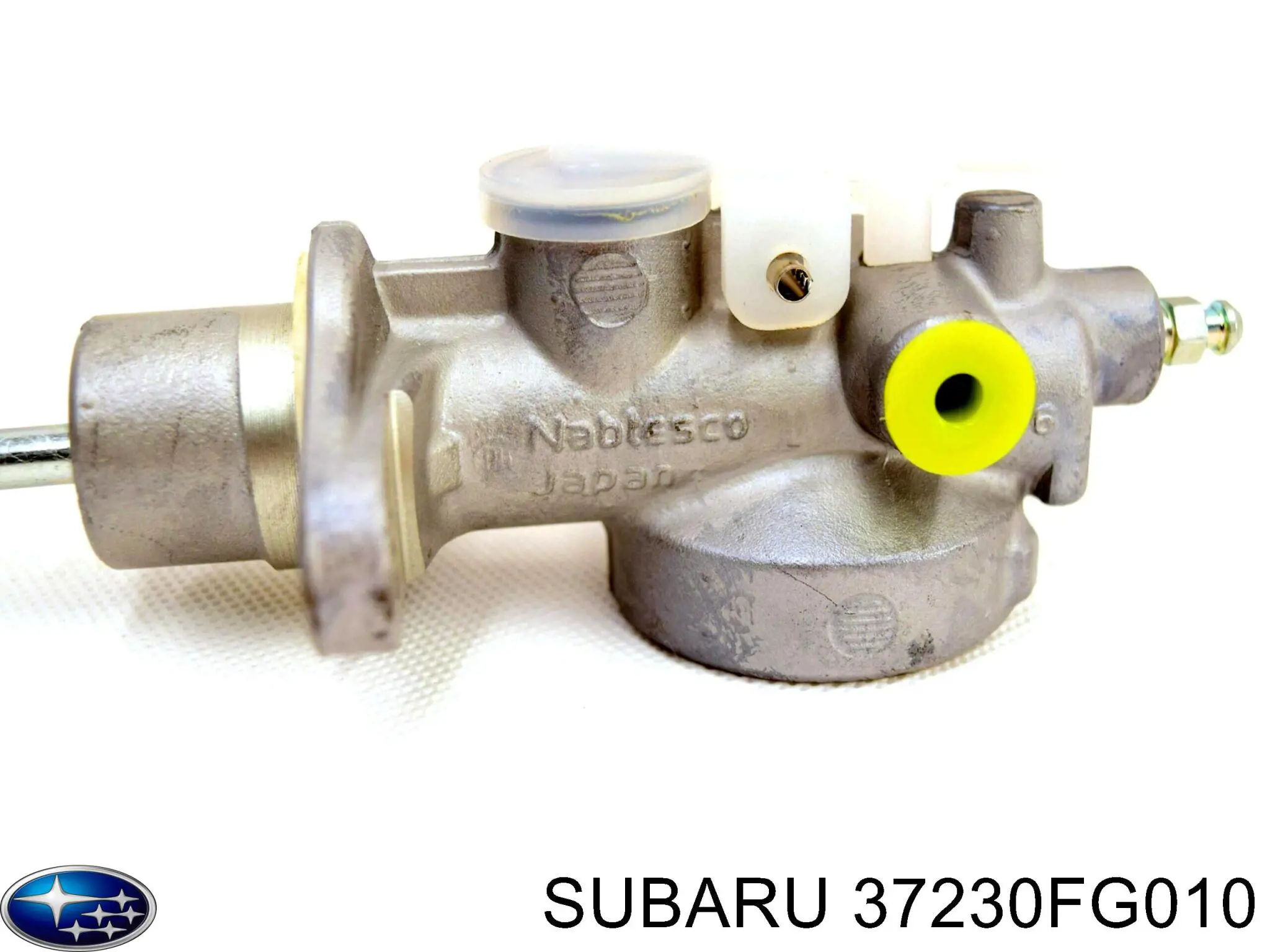 Головний циліндр зчеплення 37230FG010 Subaru