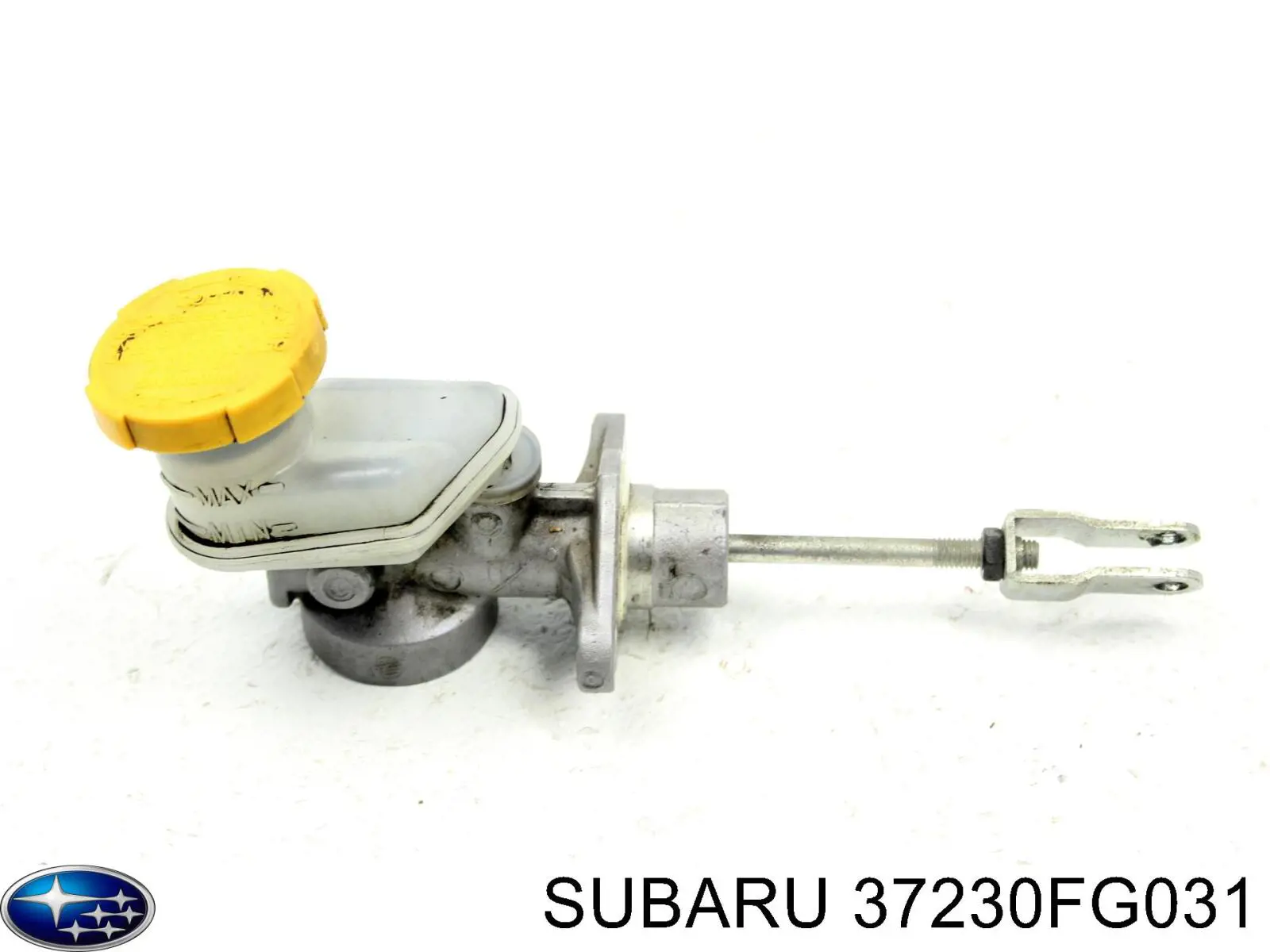 Головний циліндр зчеплення 37230FG031 Subaru