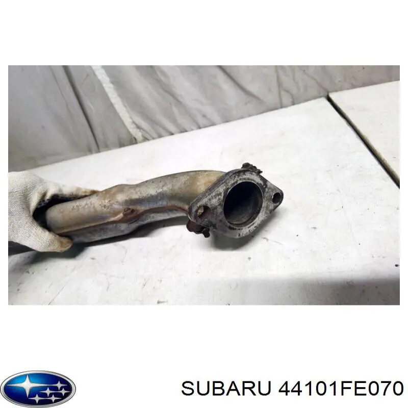 Труба приймальна (штани) глушника, передня Subaru 44101FE070 ціна, від 101.24 USD