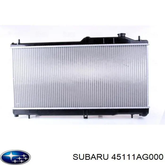 Радіатор охолодження двигуна 45111AG000 Subaru