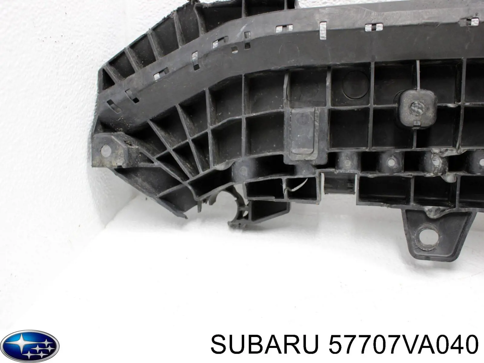 57707VA040 Subaru 