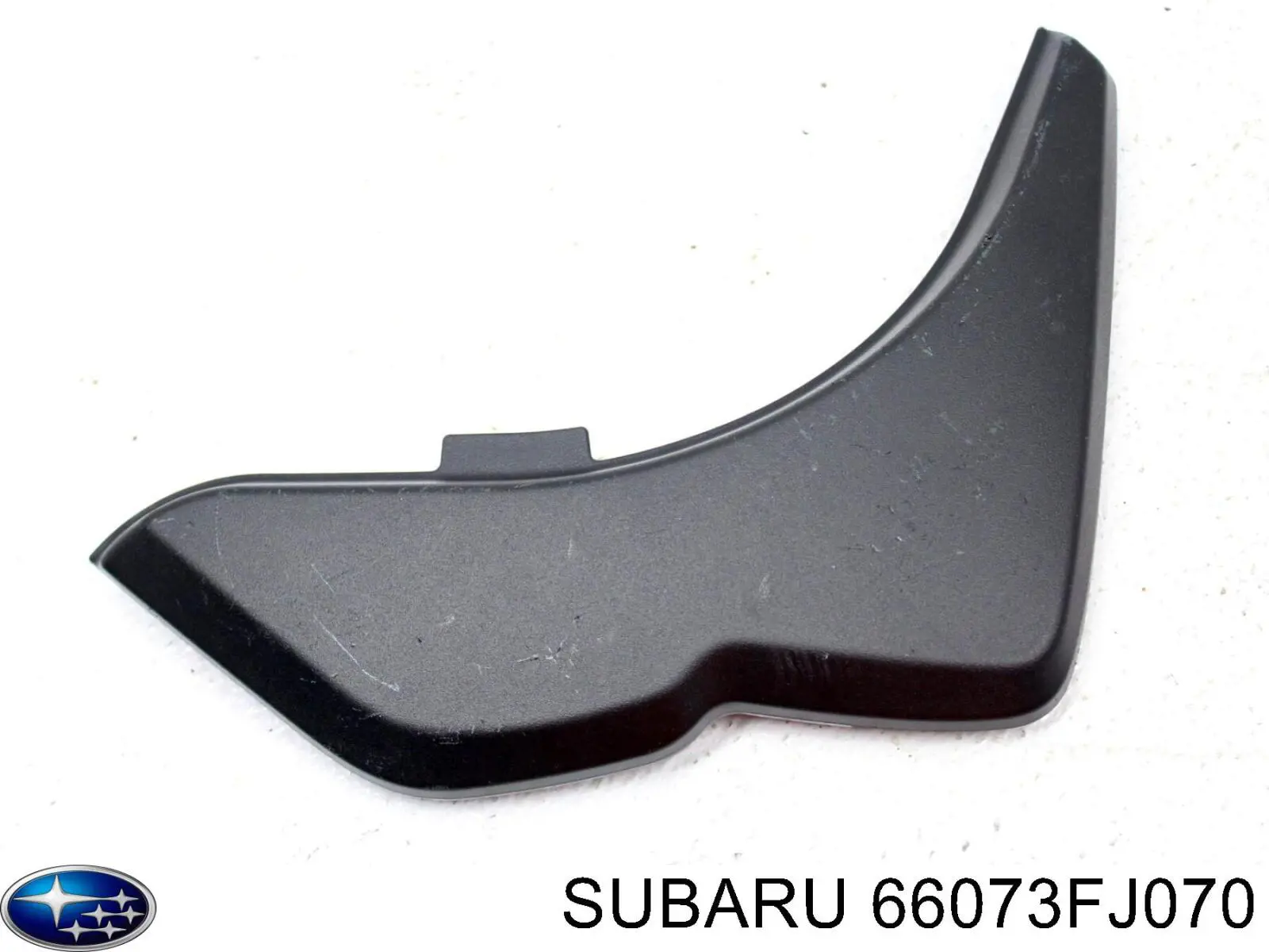 Молдинг (накладка) панелі приладів "торпедо", лівий Subaru Forester (S13, SJ) (Субару Форестер)