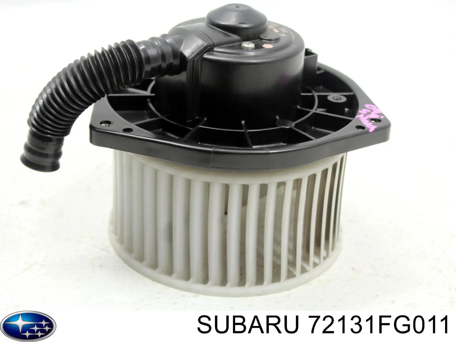 Купити 72131FG011 Subaru Електродвигуни (електродвигун обігрівача) або розетка причепа штепсельная