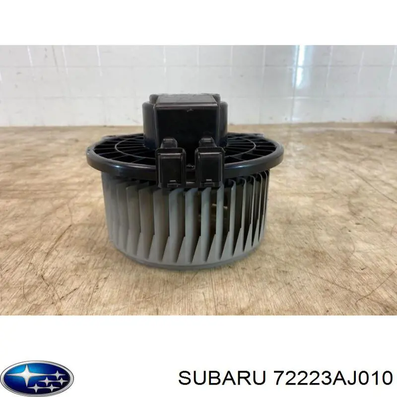 Двигун вентилятора пічки (обігрівача салону) Subaru Outback (BM) (Субару Аутбек)