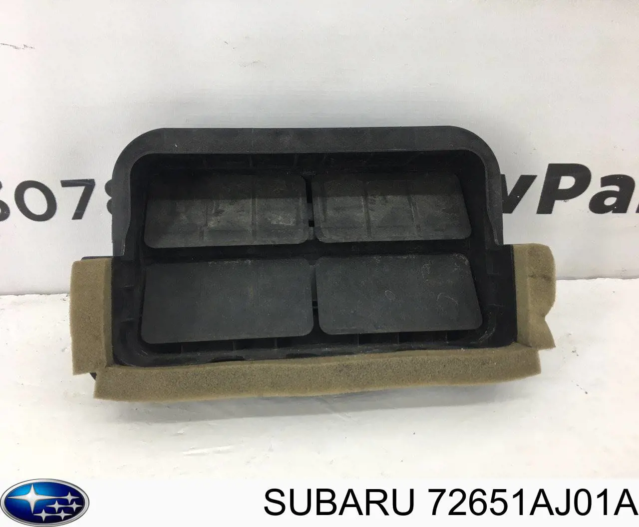 72651AJ01A Subaru Решітка вентиляційна задня