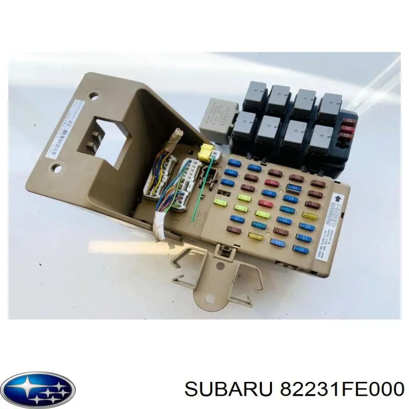 82231FE000 Subaru 