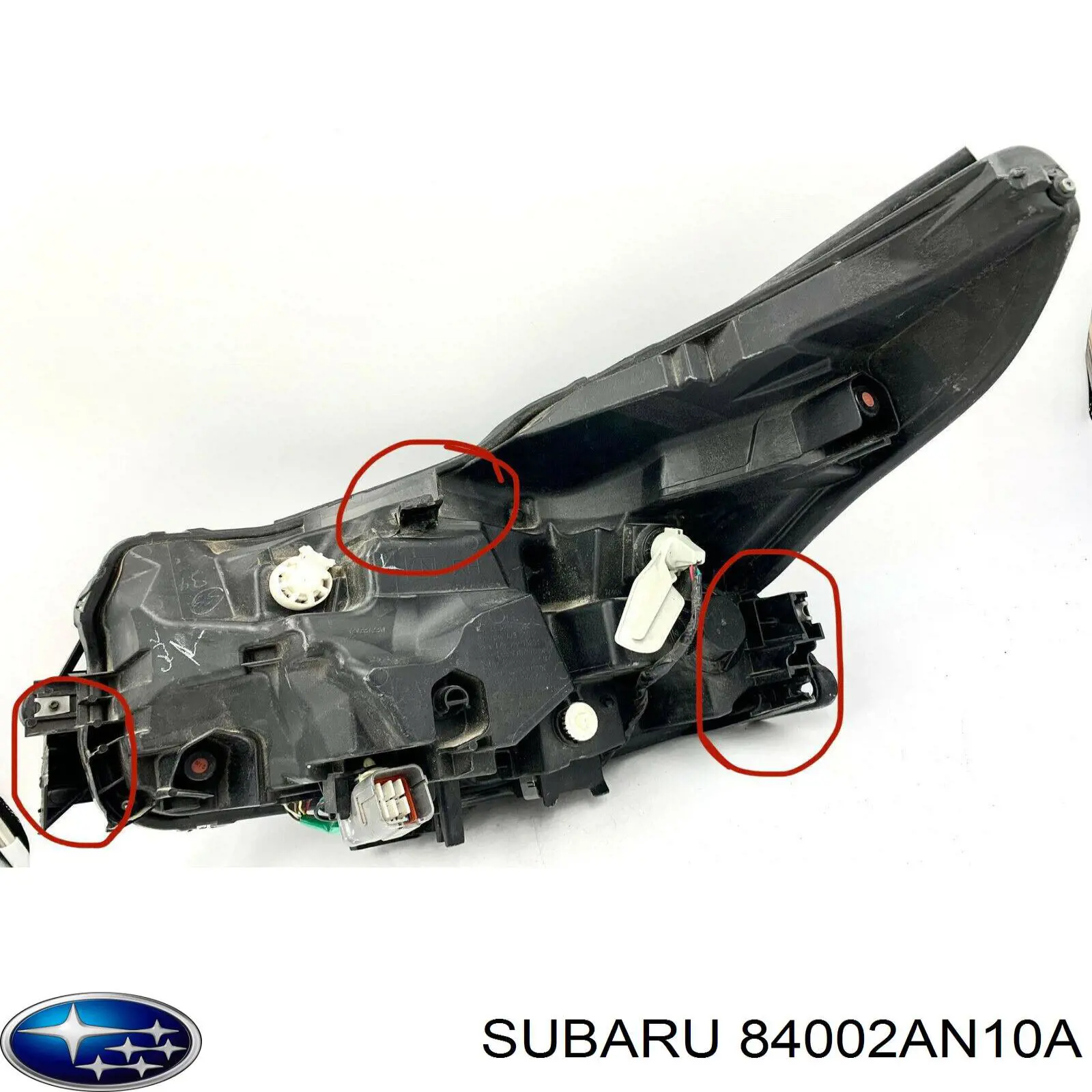 Фара права 84002AN10A Subaru