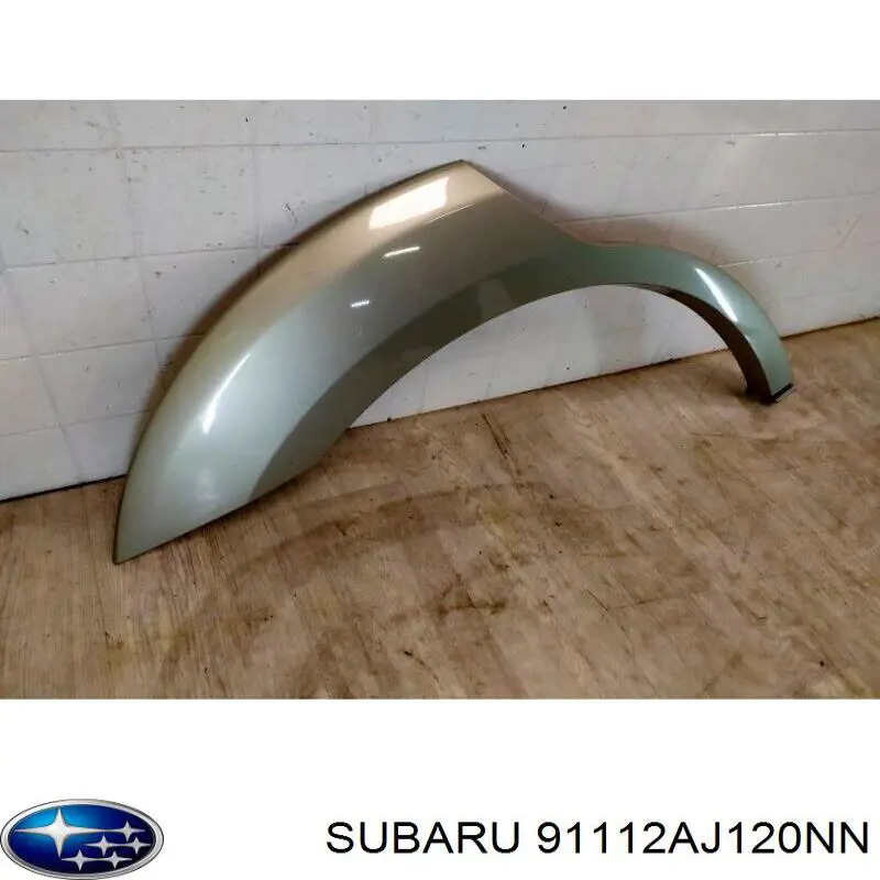 Накладка заднього правого крила на Subaru Outback (BM)