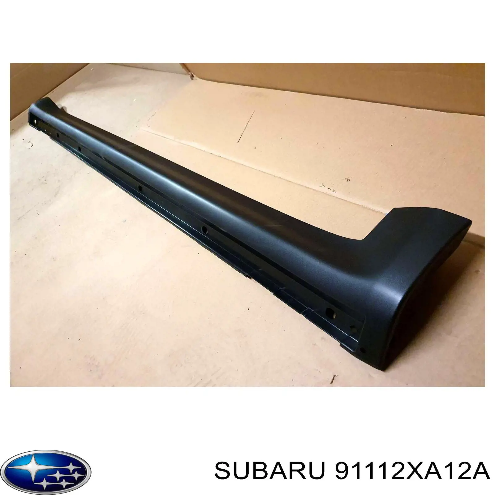 91112XA12A Subaru Накладка зовнішня (молдинг) порога, правий
