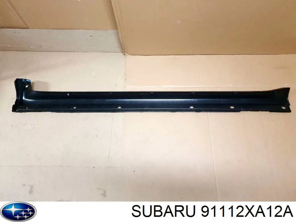 Купити 91112XA12A Subaru Накладка зовнішня (молдинг) порога, правий