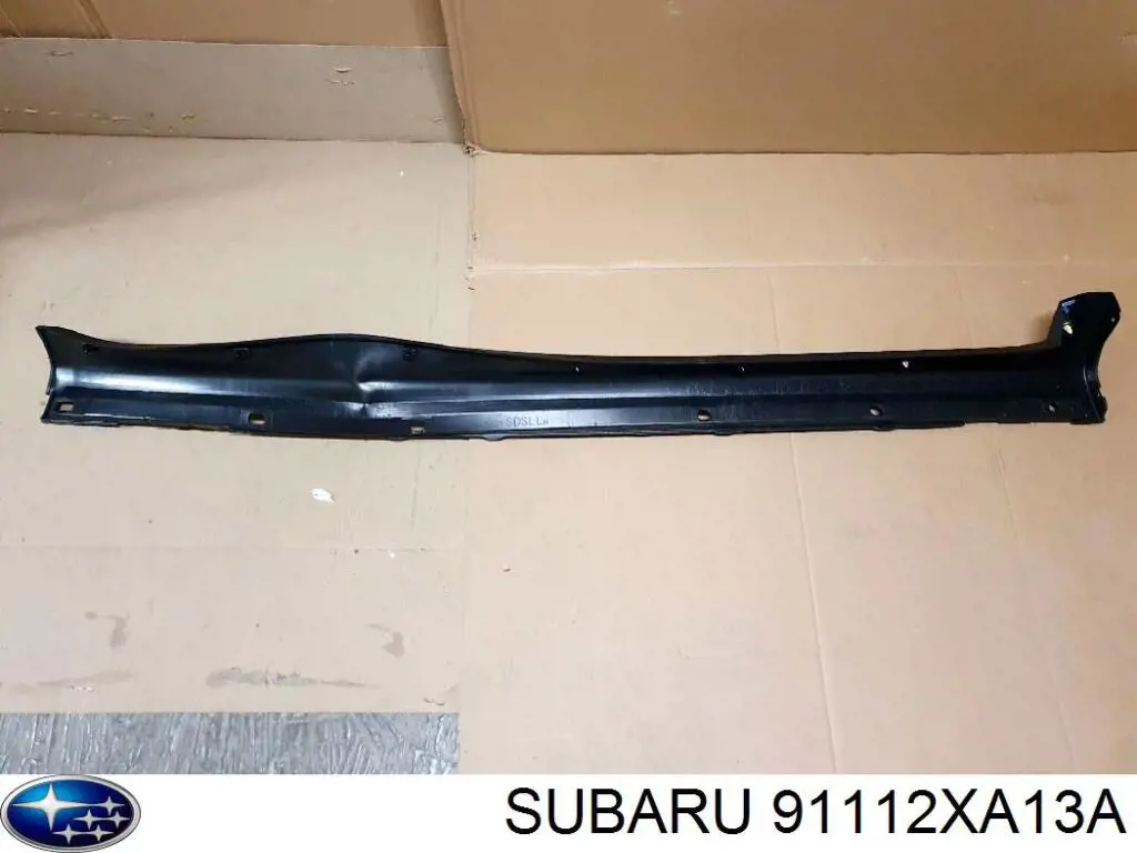 Купити 91112XA13A Subaru Накладка зовнішня (молдинг) порога, лівий