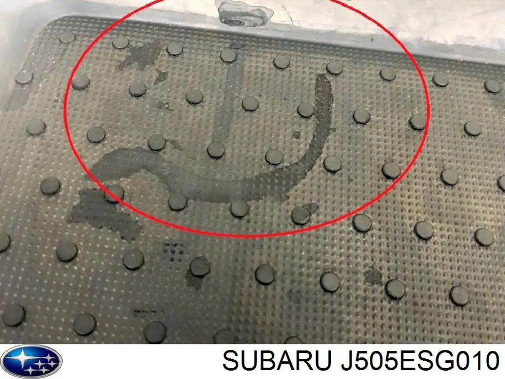 J505ESG010 Subaru Гумові килимки передні