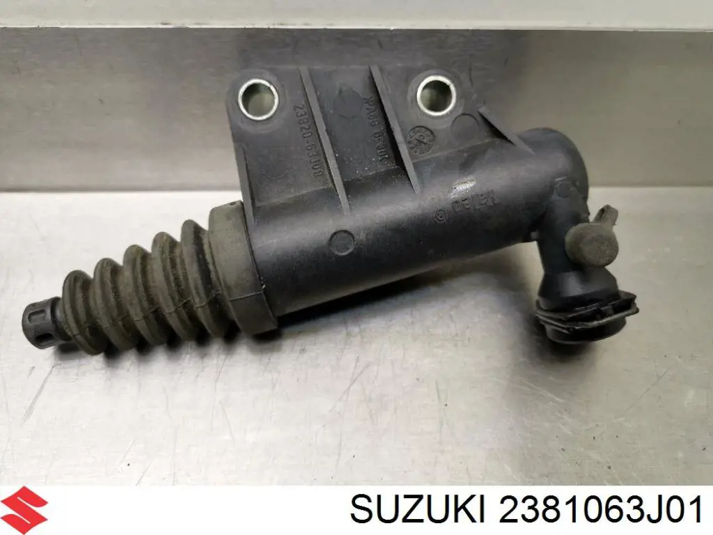 2381063J01 Suzuki Циліндр зчеплення, головний