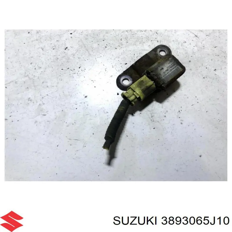  Suzuki 3893065J10