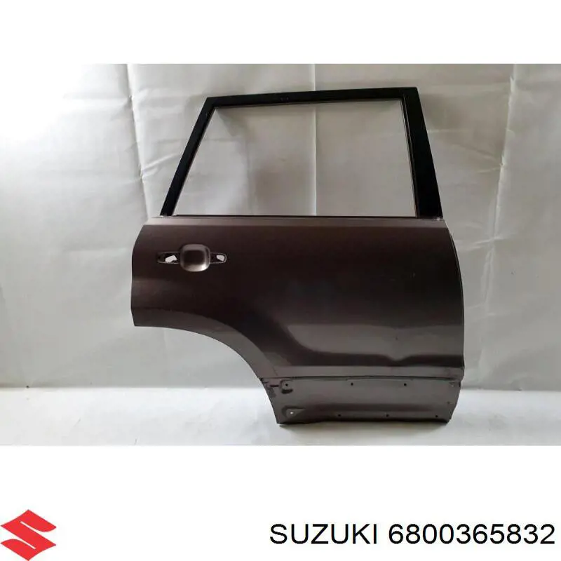 6800365831000 Suzuki двері задні, праві