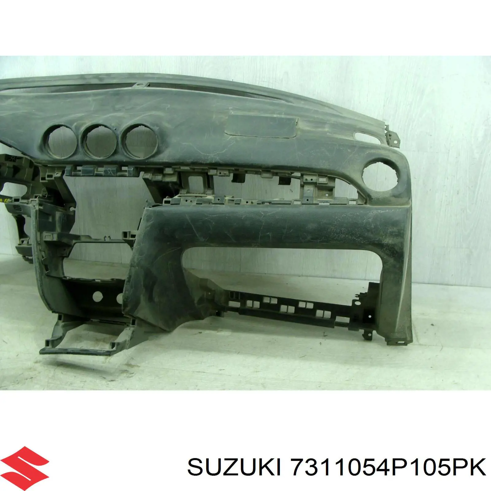  7311054P105PK Suzuki