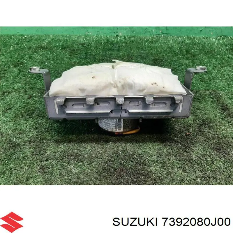  Suzuki 7392080J00 ціна, від  USD