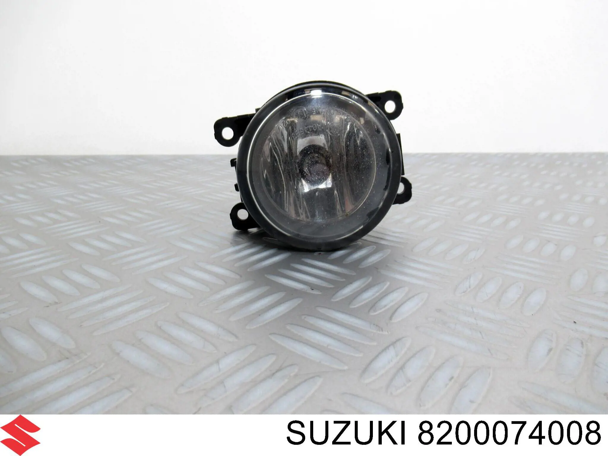 Фара протитуманна, ліва/права 8200074008 Suzuki