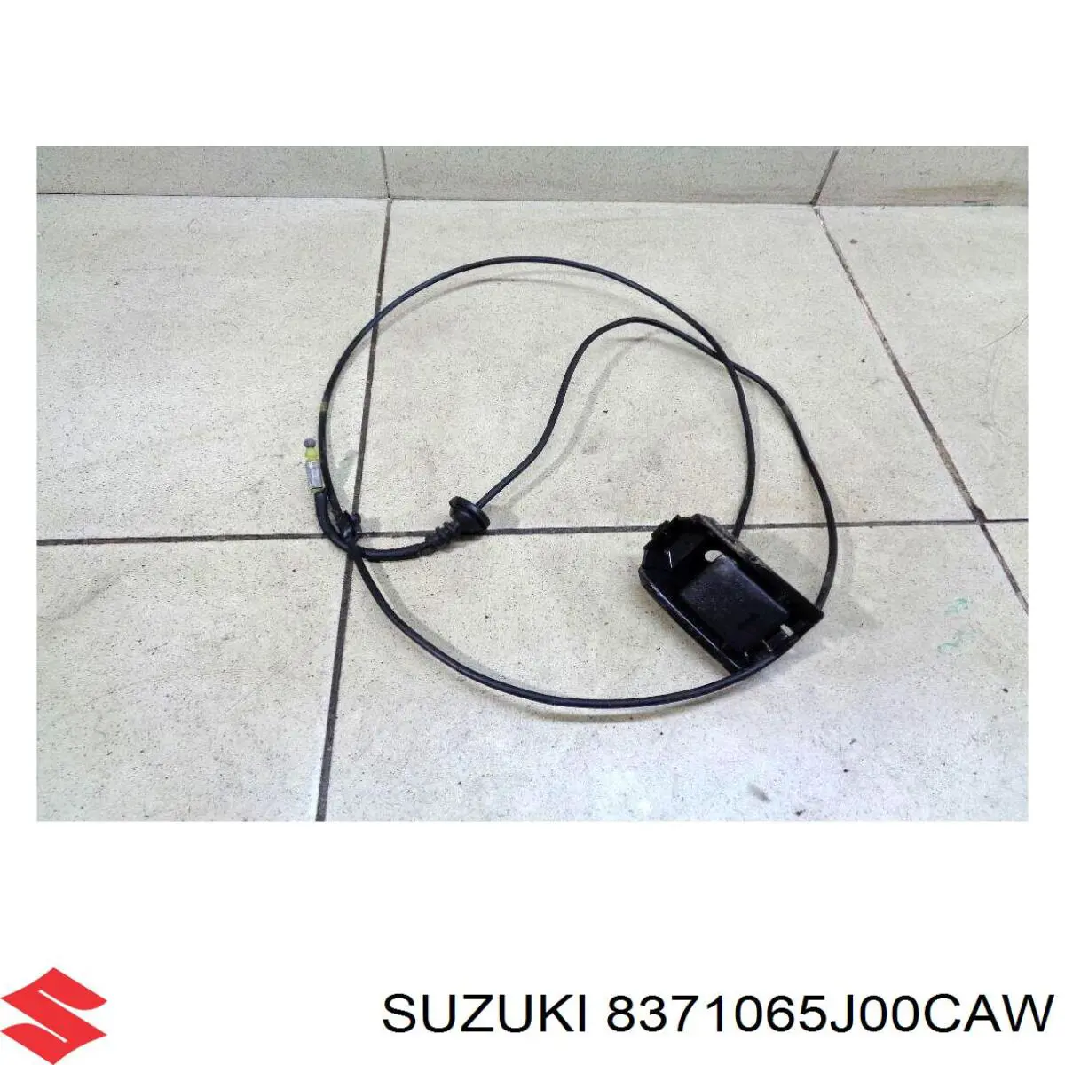 Купити 8371065J00CAW Suzuki Дверна карта передня права
