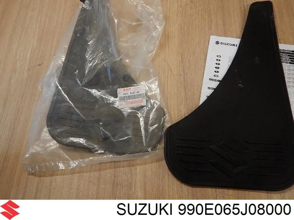 Бризковики передні, комплект Suzuki Grand Vitara (JB) (Сузукі Гранд вітара)