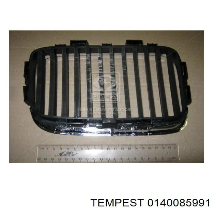 Решітка радіатора ліва 0140085991 Tempest