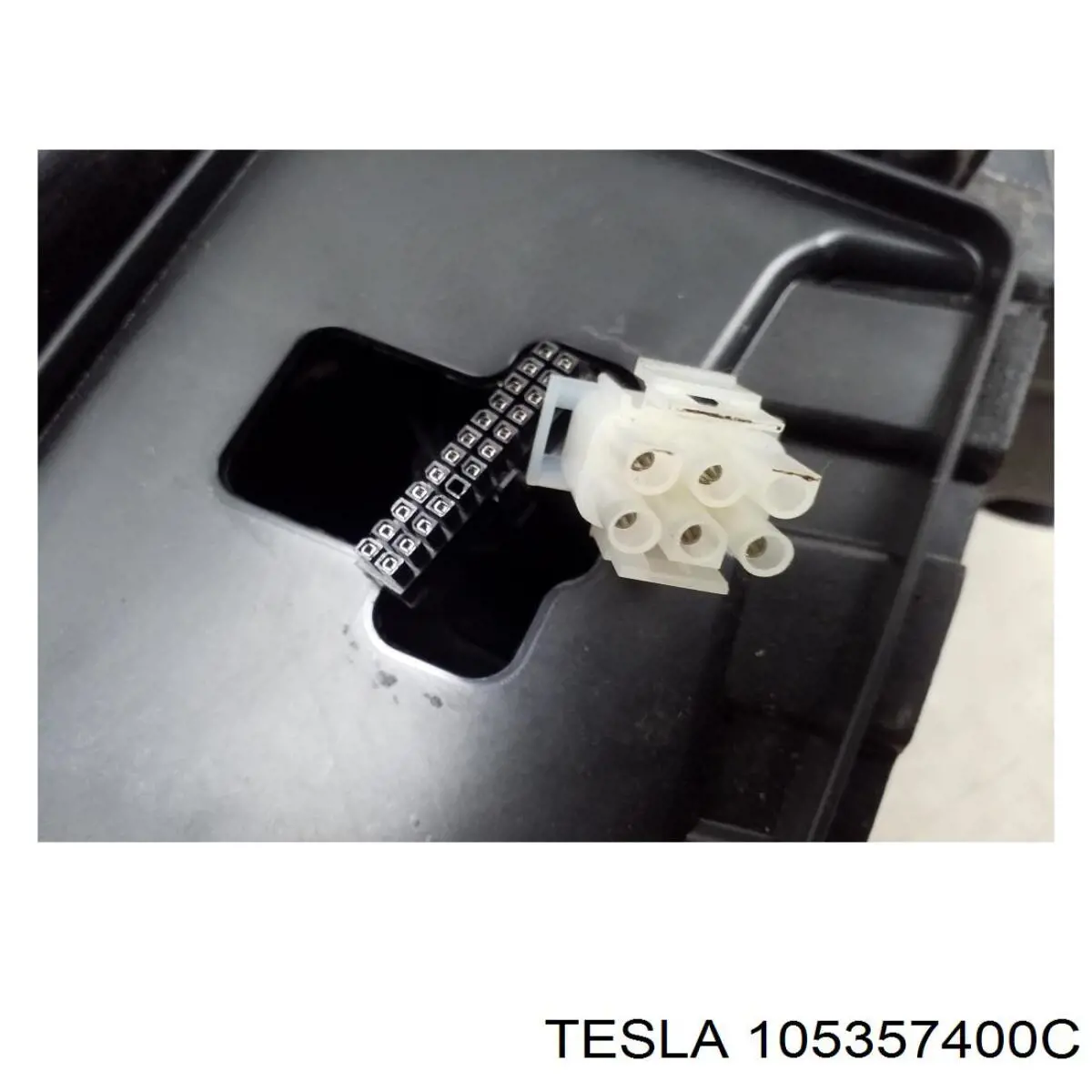  105357400C Tesla