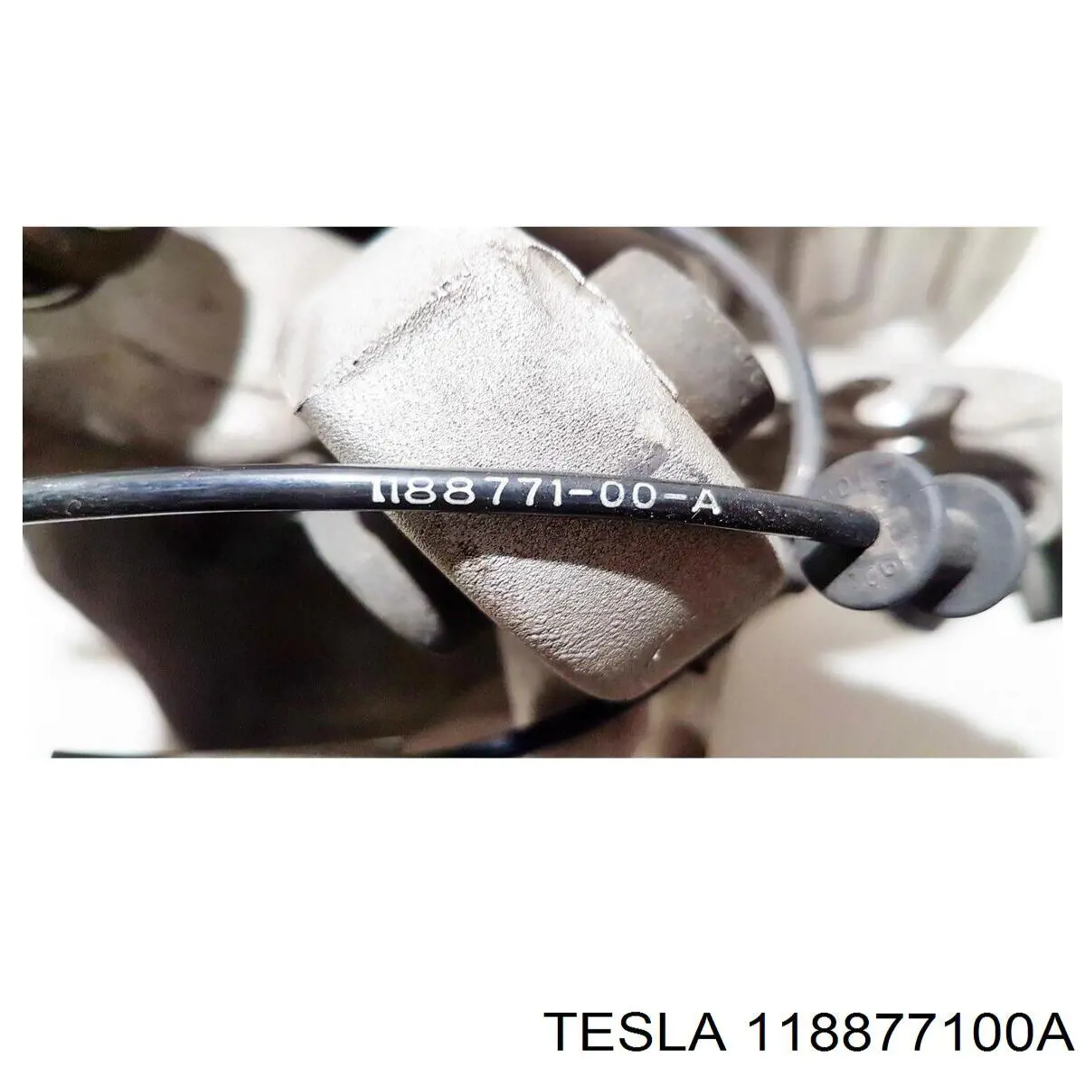  118877100A Tesla Motors